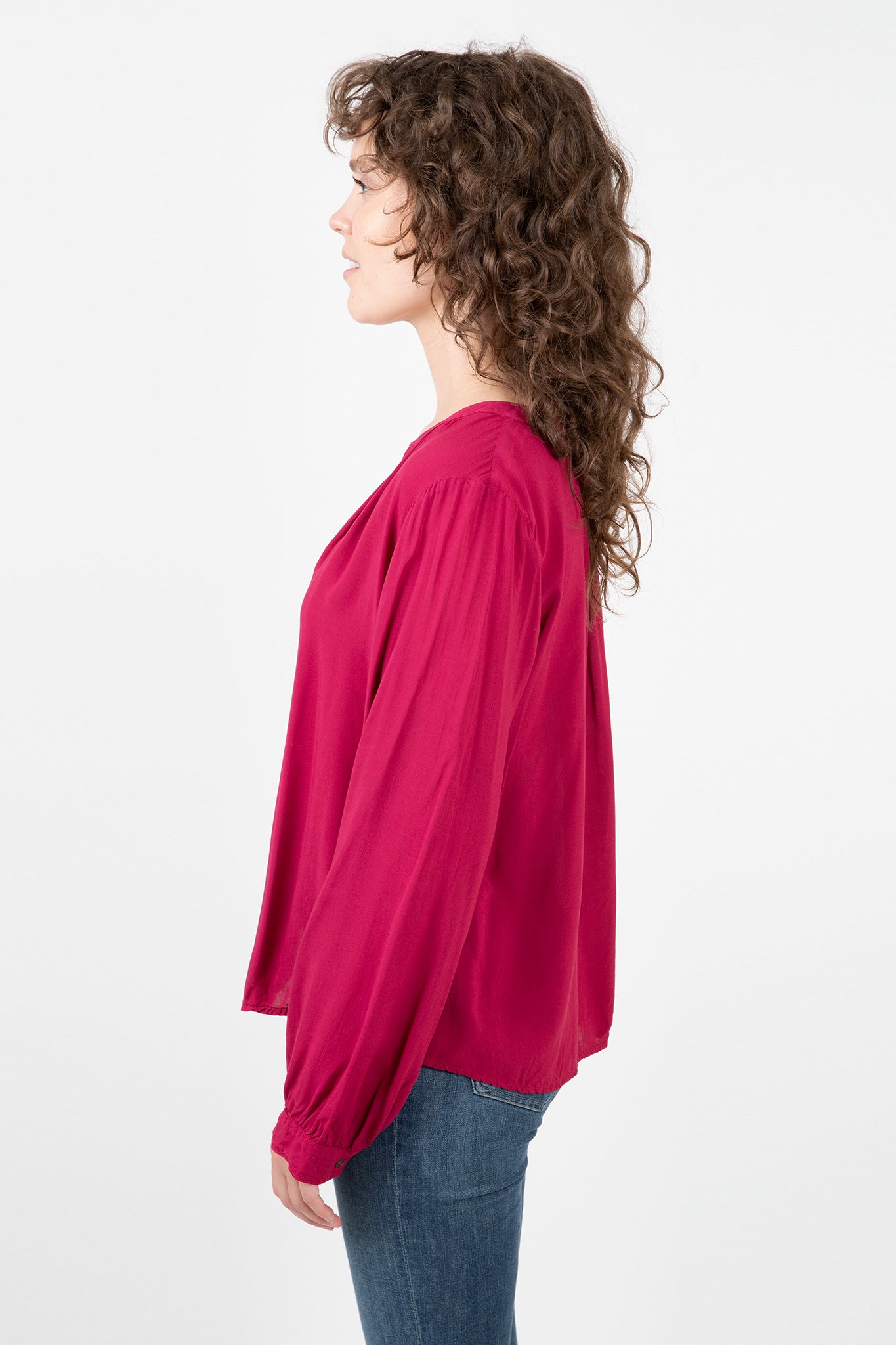 POSIE SPLIT NECK BLOUSE