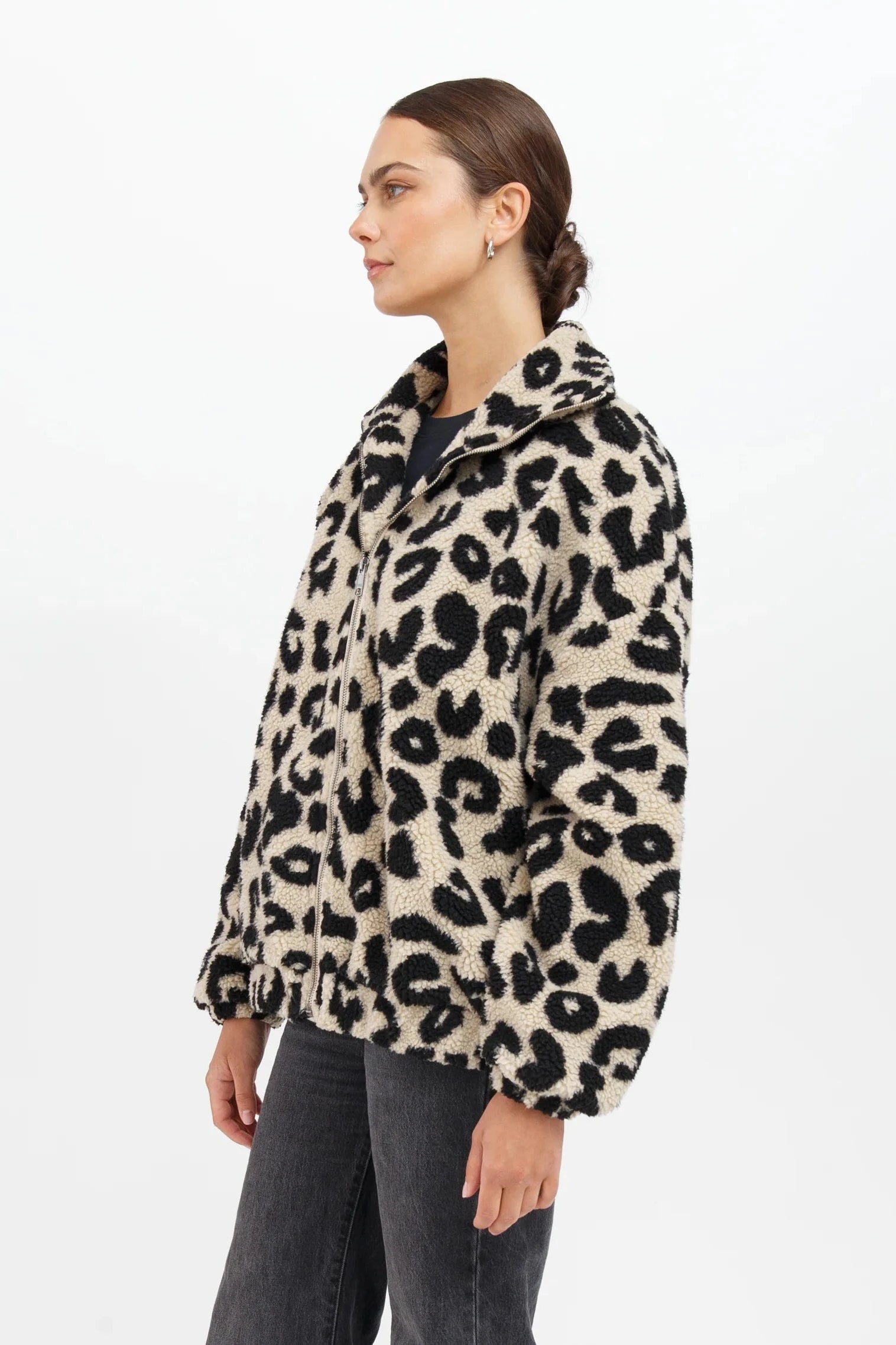 Leopard Sherpa Jacket Sweaters & Knits Brunette the Label