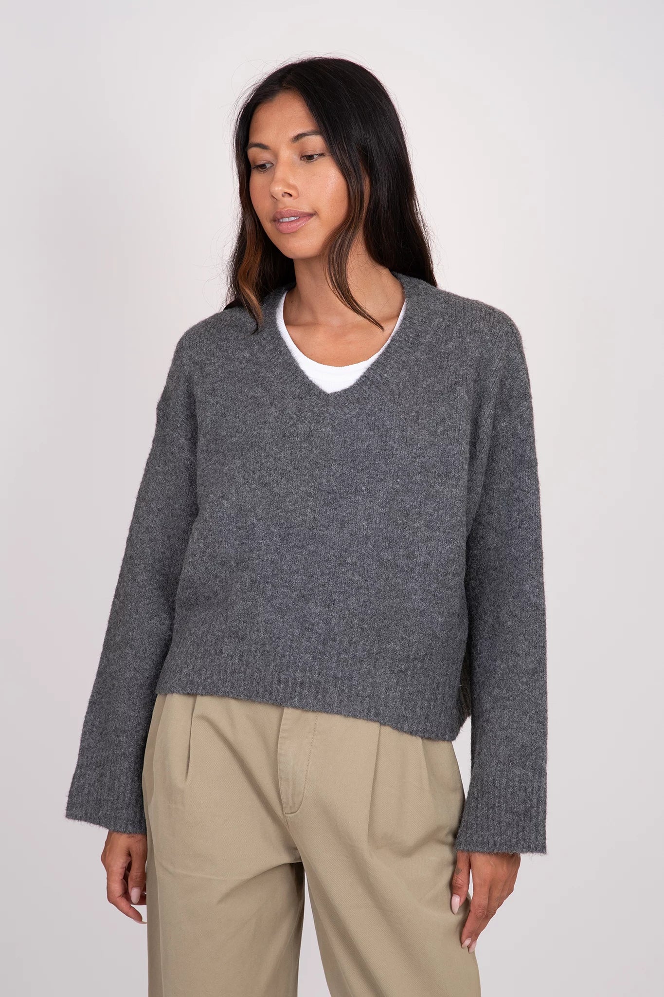 Etta Luxe V-Neck Sweater Sweaters & Knits Lyla + Luxe   