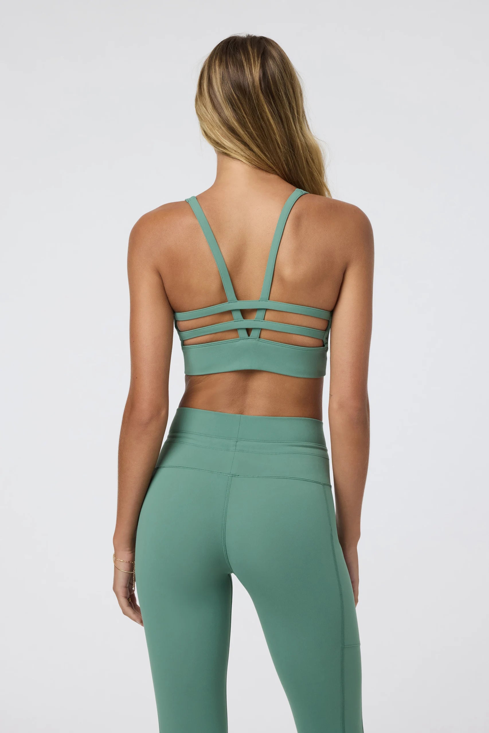 Yosemite Longline Bra Activewear Vuori